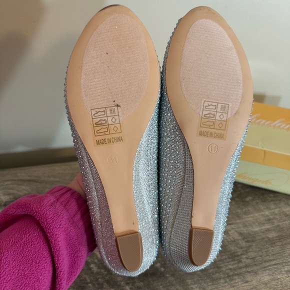 Michaelangelo David’s Bridal Silver Rhinestone Wedge Peep Toe Dress Shoes Sz 11 - Picture 6 of 13